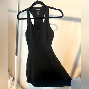 Athletic dress with pockets